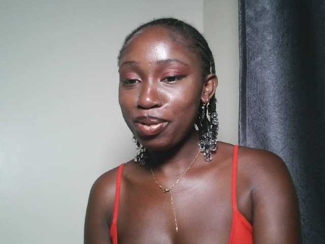 Sexxytrinityy's BongaCams show and profile