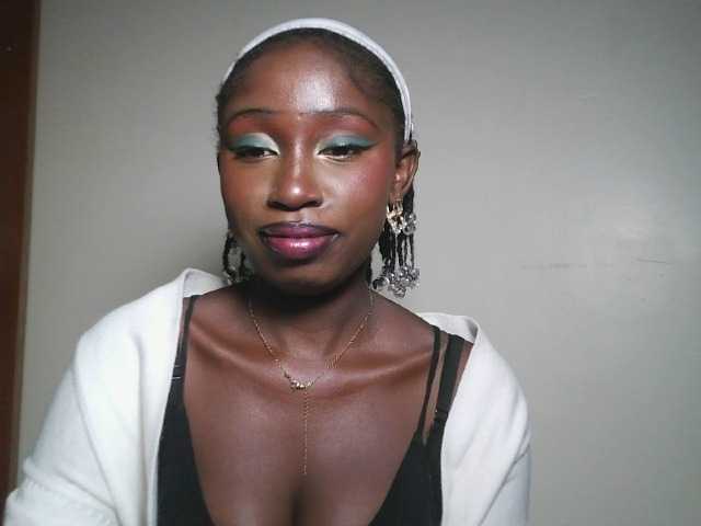 Boughie-birdy webcam