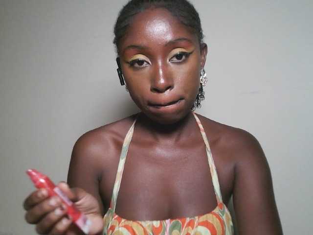 Sexxytrinityy's BongaCams show and profile