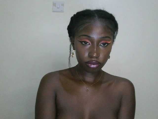 Sexxytrinityy's BongaCams show and profile