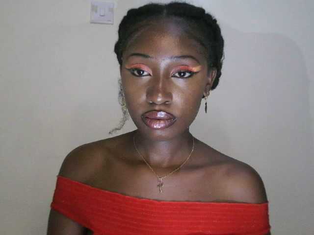 Sexxytrinityy's BongaCams show and profile