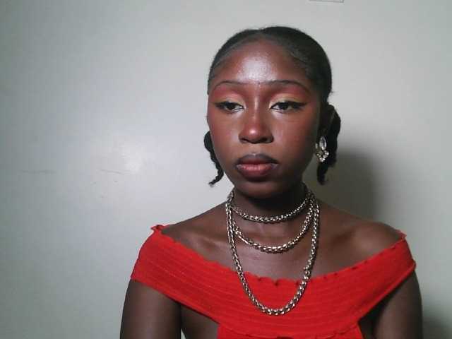 Sexxytrinityy's BongaCams show and profile