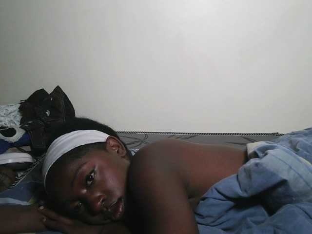 Sexxytrinityy's BongaCams show and profile