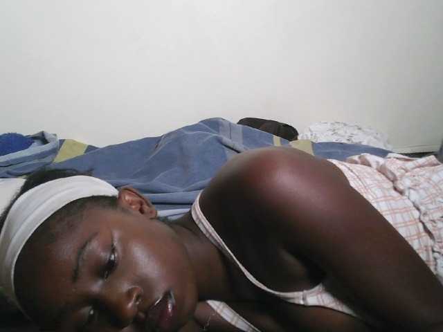 Sexxytrinityy's BongaCams show and profile