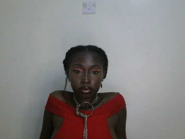 Sexxytrinityy's BongaCams show and profile