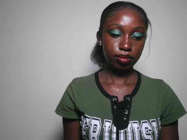 Boughie-birdy webcam