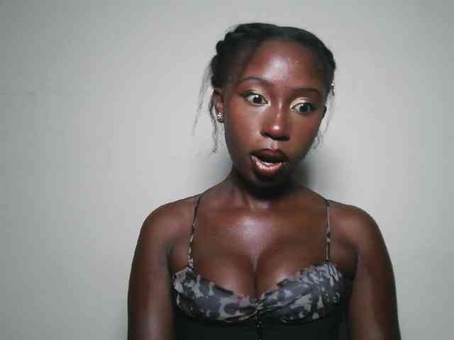 Boughie-birdy webcam