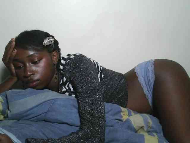 Boughie-birdy webcam