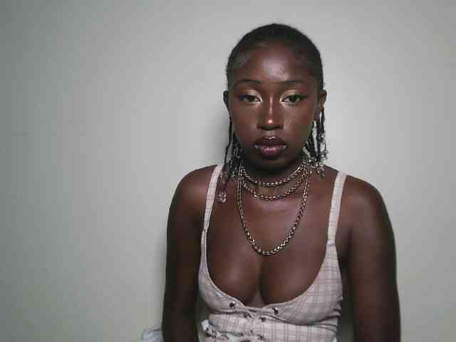 Boughie-birdy webcam