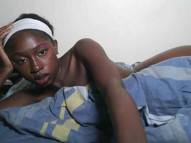 Boughie-birdy webcam