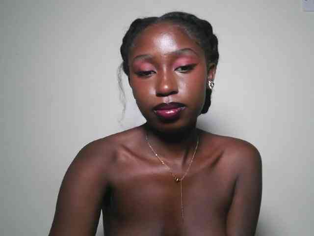 Boughie-birdy webcam