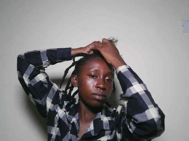 Boughie-birdy webcam