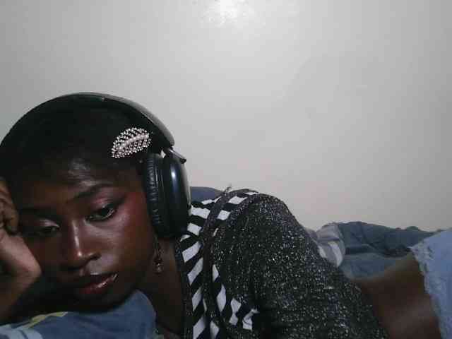 Boughie-birdy webcam