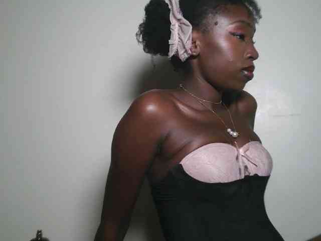 Boughie-birdy webcam