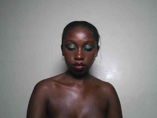 Boughie-birdy webcam