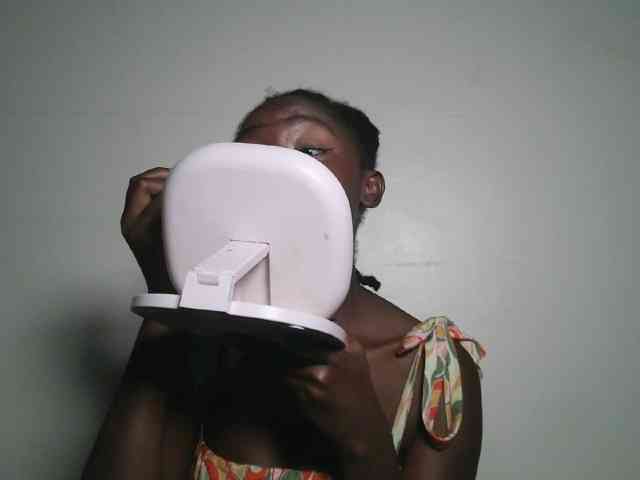 Boughie-birdy webcam