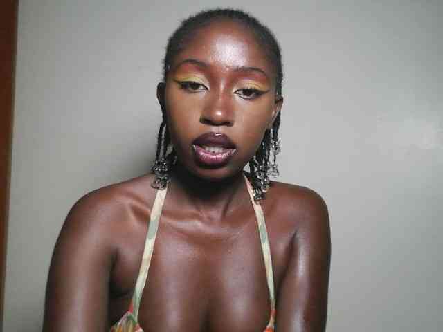 Boughie-birdy webcam