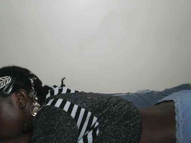 Boughie-birdy webcam