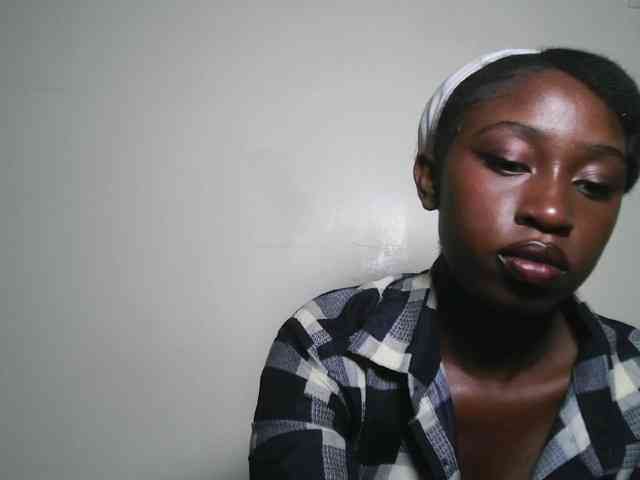 Boughie-birdy webcam