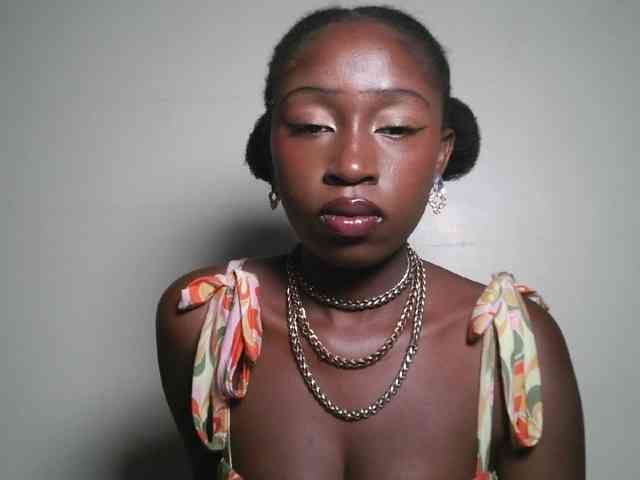 Boughie-birdy webcam