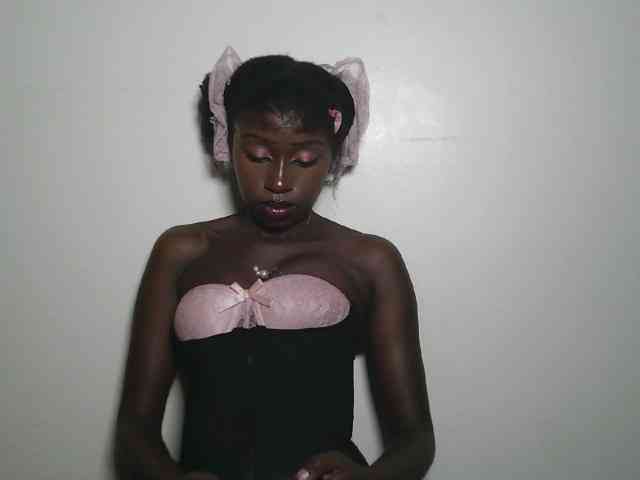 Boughie-birdy webcam