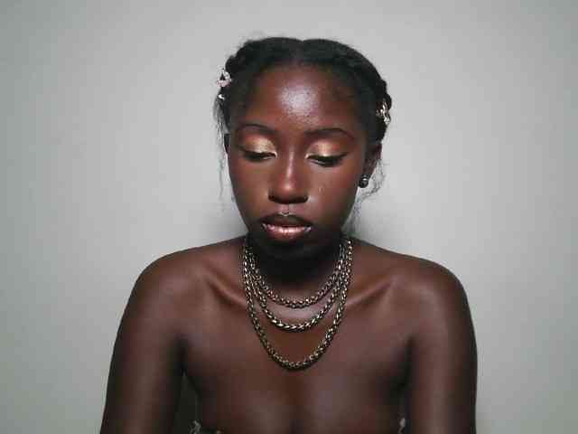 Boughie-birdy webcam