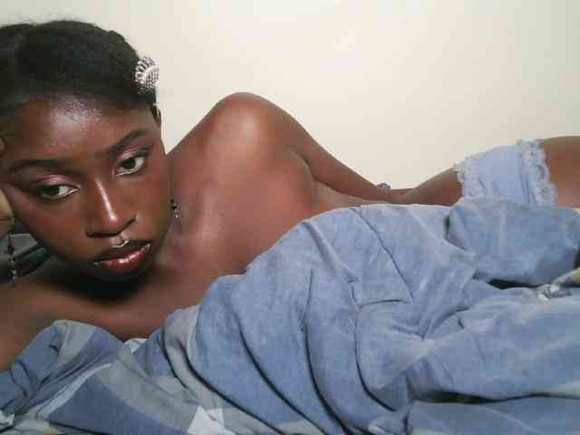 Boughie-birdy webcam