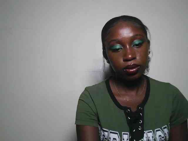 Boughie-birdy webcam