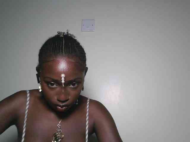 Boughie-birdy webcam