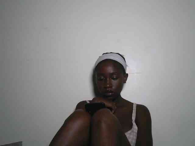 Boughie-birdy webcam