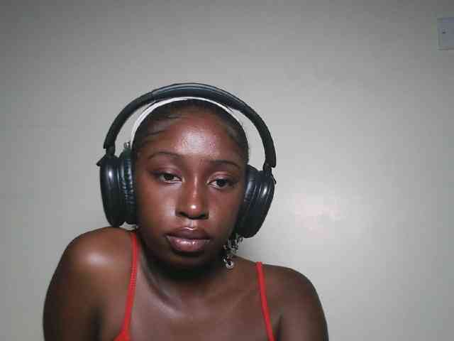 Boughie-birdy webcam