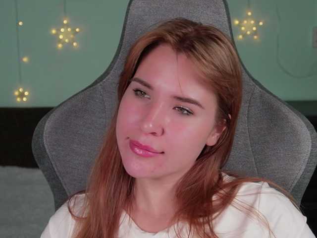 sexylinsy1's BongaCams show and profile