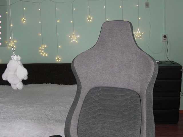 sexylinsy1's BongaCams show and profile