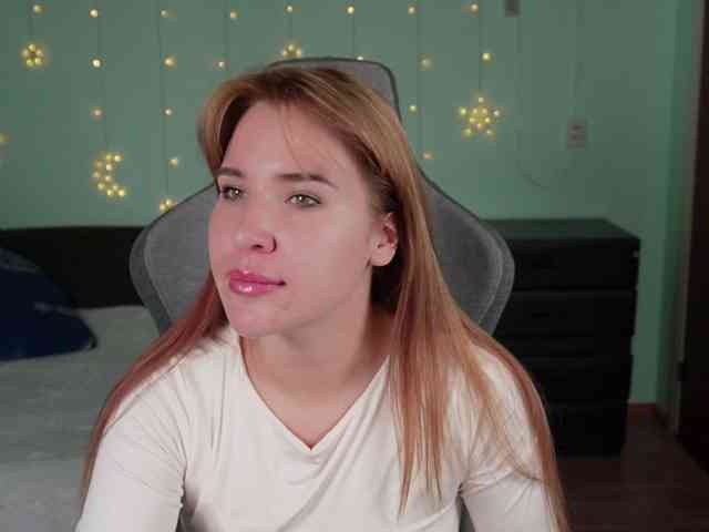 sexylinsy1 Live Webcam on BongaCams