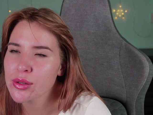 sexylinsy1 Live Webcam on BongaCams