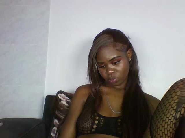 EbonyStarr's BongaCams show and profile