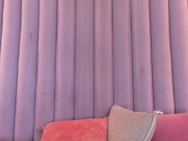 Engel-Stone's BongaCams show and profile