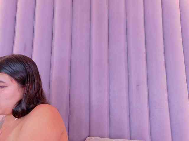 Engel-Stone Live Webcam on BongaCams