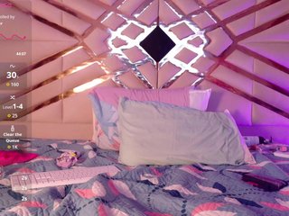 QuickHookup Porn Show