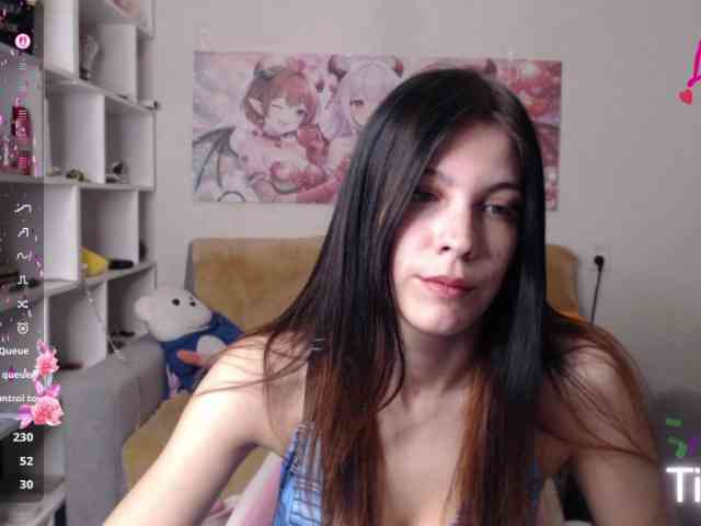 Kristy-Angel webcam