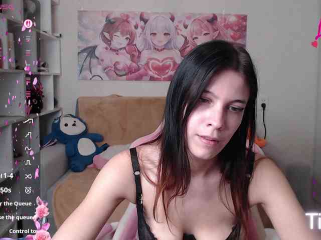 Kristy-Angel webcam