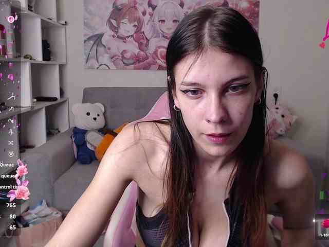Kristy-Angel webcam