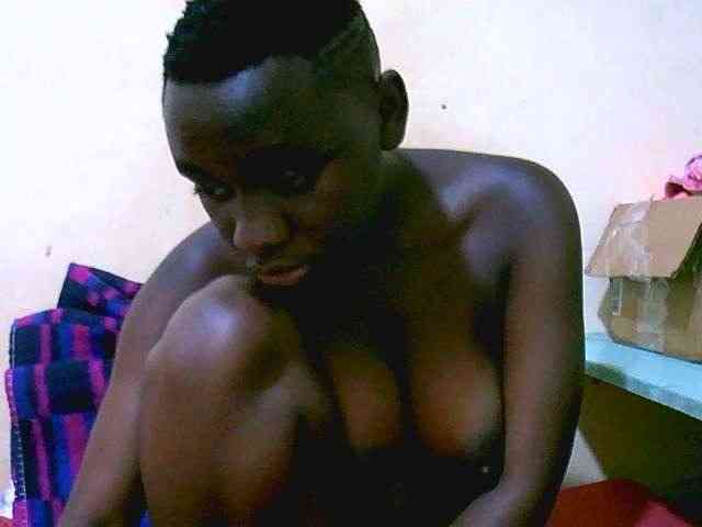 Mariah-Lovely webcam