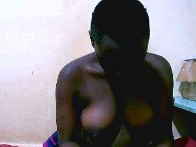 Mariah-Lovely webcam