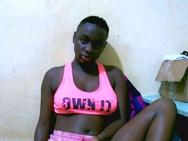 Mariah-Lovely webcam