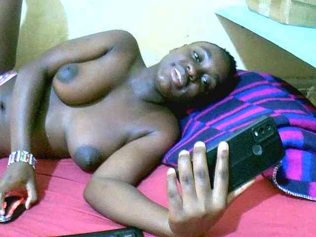 Mariah-Lovely webcam