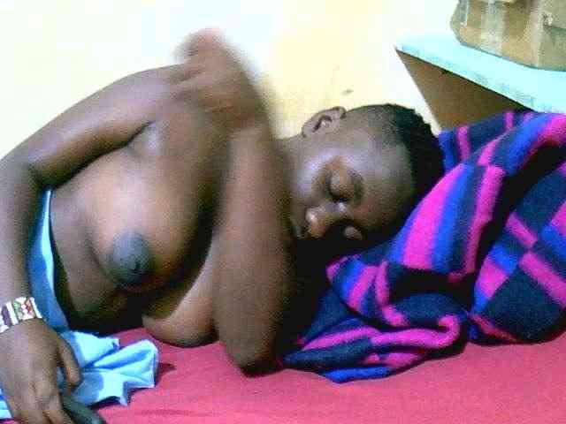 Mariah-Lovely webcam