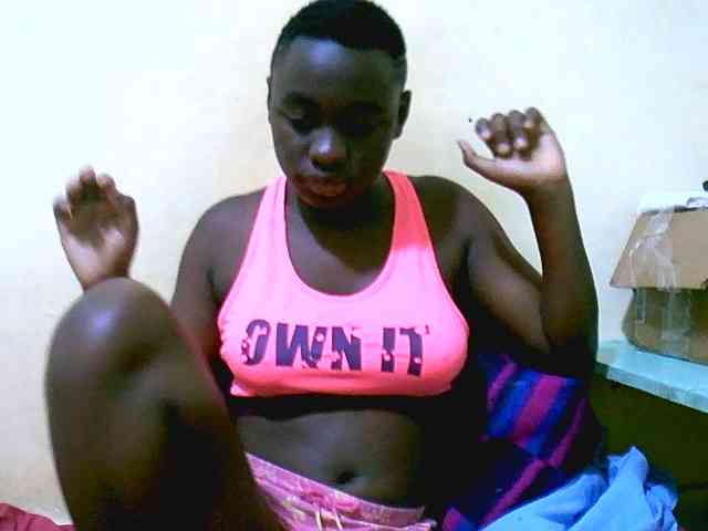 Mariah-Lovely webcam