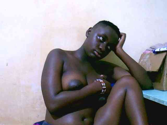 Mariah-Lovely webcam