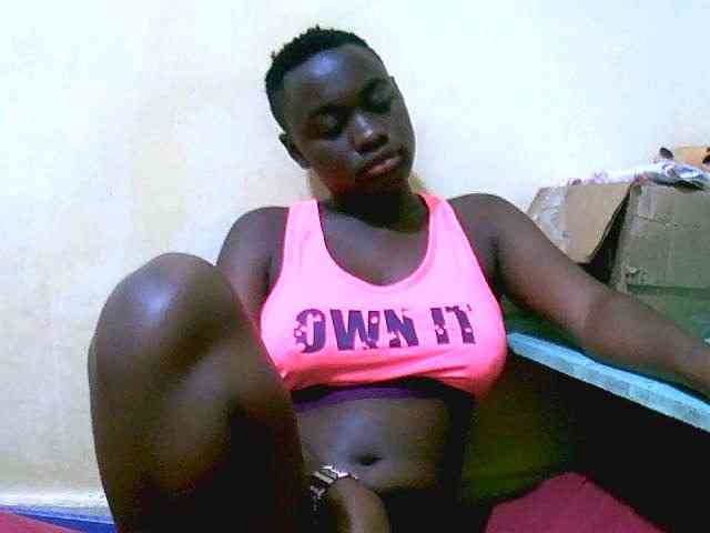 Mariah-Lovely webcam